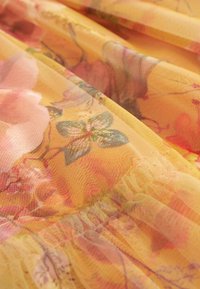 Next FLORAL - REGULAR FIT - Hverdagskjole - ochre yellow