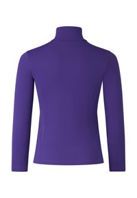 Langærmet lilla top med høj krave, lavet af glat materiale. Har flade syninger og en tætsiddende design uden lommer eller udsmykninger.