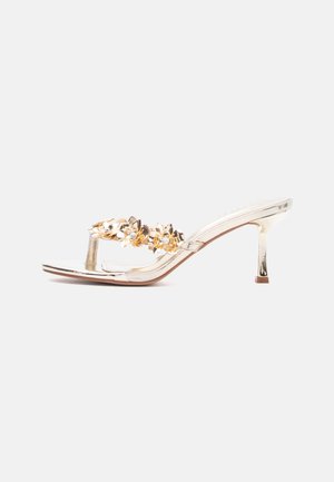 Simmi London SHILPA - Sandales tongs - gold-coloured mirror