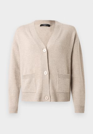 Beežist kootud kardigan V-kaelusega, kolme suure nööbi, pikkade varrukate, soonikuga mansettide ja hõlma ning kahe esipandiga taskuga.