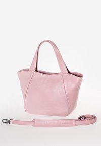 Borsa tote in pelle rosa con un design strutturato, doppi manici e una tracolla removibile. Tessuto liscio e dettagli di cucitura minimi.