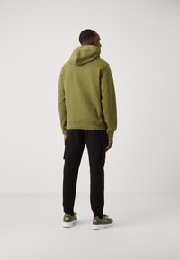 Champion ICONS HOODIE SMALL LOGO - Kapucni - khaki