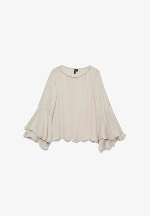 Beige blůza s dlouhým rukávem, s vrstvenými zvonovými rukávy a kulatým výstřihem, vystavená na bílém pozadí.