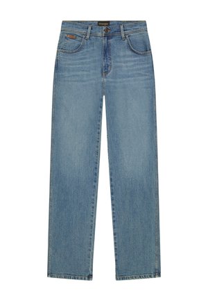 Vaqueros Wrangler de pierna recta en azul claro con cinco bolsillos, trabillas para cinturón y cierre frontal de botones, mostrados sobre un fondo blanco.