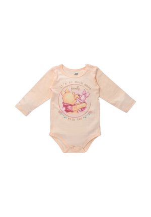 Pfirsichfarbener Langarm-Body aus weicher Baumwolle. Hat ein Druckdesign von Winnie Puuh und Ferkel mit Text sowie floralen Akzenten am unteren Ende.