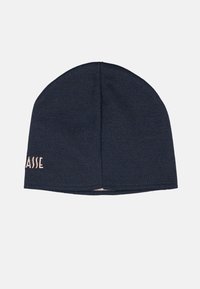 Cappellino di maglia blu con finitura strutturata, dotato di risvolto sul fondo e testo ricamato rosa sul lato.