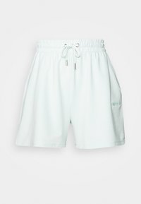 Hellblaue lässige Shorts mit elastischem Bund und Kordelzug, Seitentaschen und kleiner "ONLYPLAY"-Stickerei auf der linken Seite.