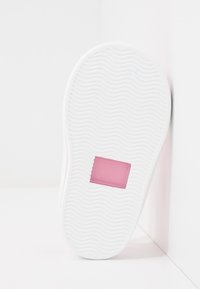 Thumbnail-Bild 6