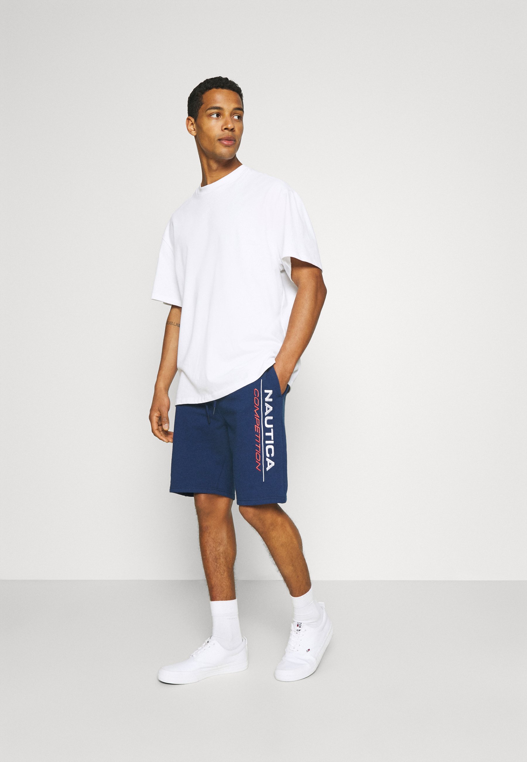 NAUTICA COMPETITION DODGER - Pantalones deportivos - navy/azul marino -  Zalando.es