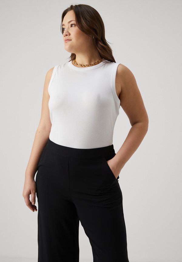 VMCEASY CULOTTE PANTS - Trousers4