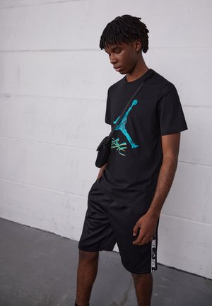 JUMPMAN CREW - Triko s potiskem - black/new emerald/taxi