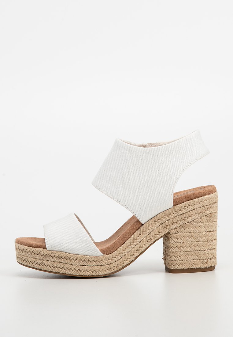 Sandalias con plataforma