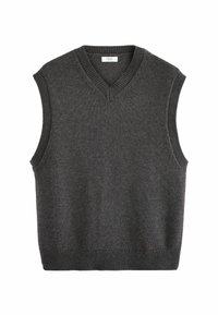 Pull gris sans manches avec un col en V, texture tricot, ourlet côtelé et ouvertures pour les bras. Le matériau semble doux et léger.