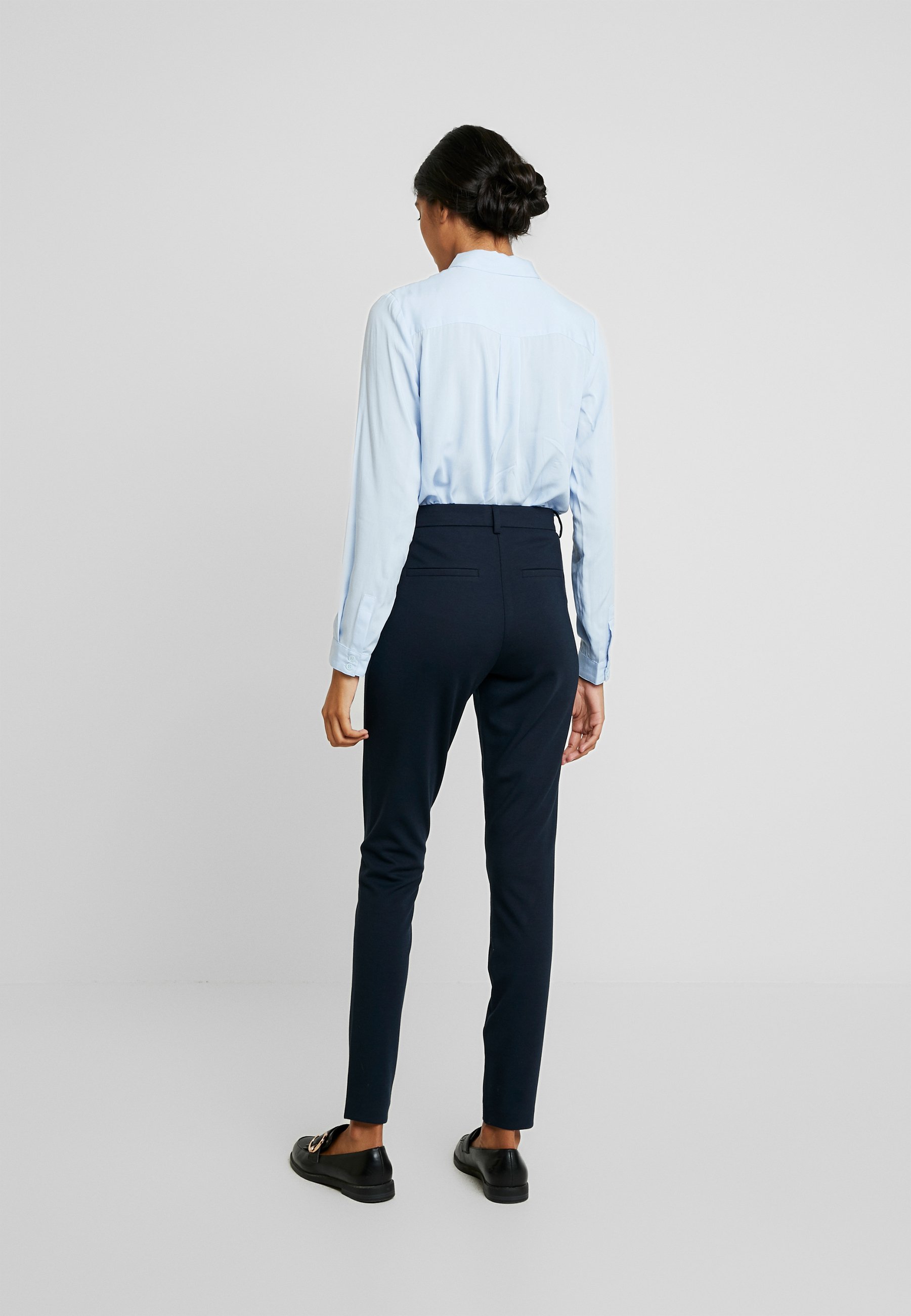 Fiveunits ANGELIE Bukse navy zinni Zalando.no Fiveunits ANGELIE - Bukse - navy zinni