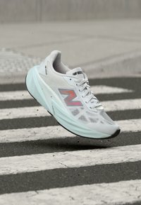 Non sélectionné, white