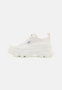 Unselected, white