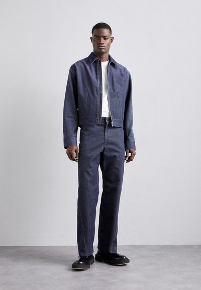 WOOD WOOD WWWILSON TWISTED SEAM TROUSERS - Trousers - envy green