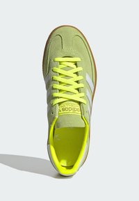 adidas Originals HANDBALL SPEZIAL Sneakers laag solar