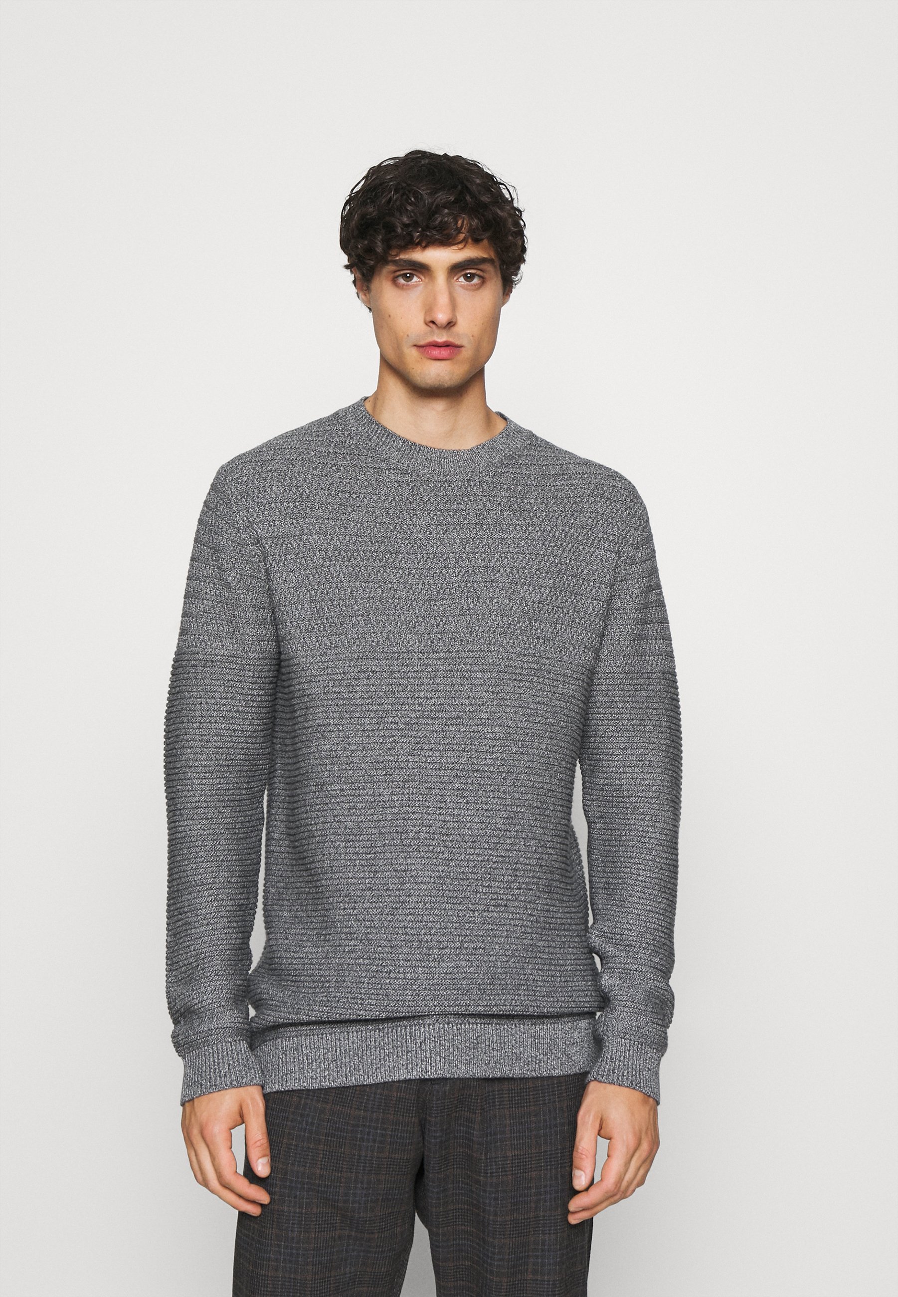 Selected Homme SLHCONRAD CREW NECK - Strickpullover - jet black/schwarz