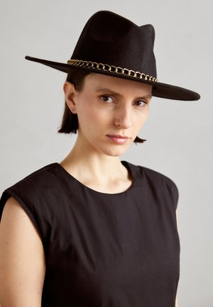 Anna Field Hat -  black