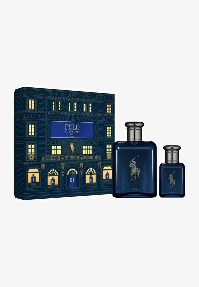 Polo Ralph Lauren Sininen tuoksusetti tummansinisessä laatikossa, jossa on kultaisia yksityiskohtia ja ikkunat. Setti sisältää kaksi tummansinistä pulloa metallikorkeilla.