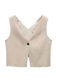 Gilet beige court avec un décolleté en V profond, texture à côtes verticales, une fermeture avec un bouton noir unique, et une doublure intérieure lisse.
