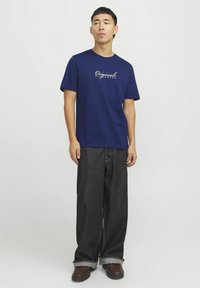 Jack & Jones RUNDHALS - Marškinėliai su spaudiniu - ocean cavern