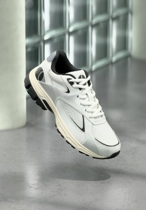 NOVA - Sneaker low - white/grey