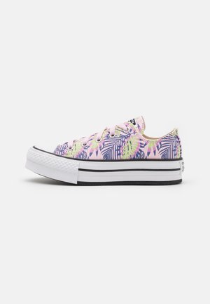 CHUCK TAYLOR ALL STAR EVA LIFT PLANT LOVE - Sneakers laag - light pink