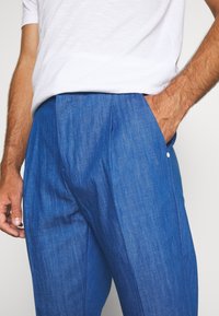 Scotch & Soda Pantaloni - blue