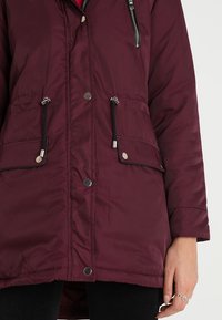 Dorothy Perkins Vinterkappa /-rock - dark red