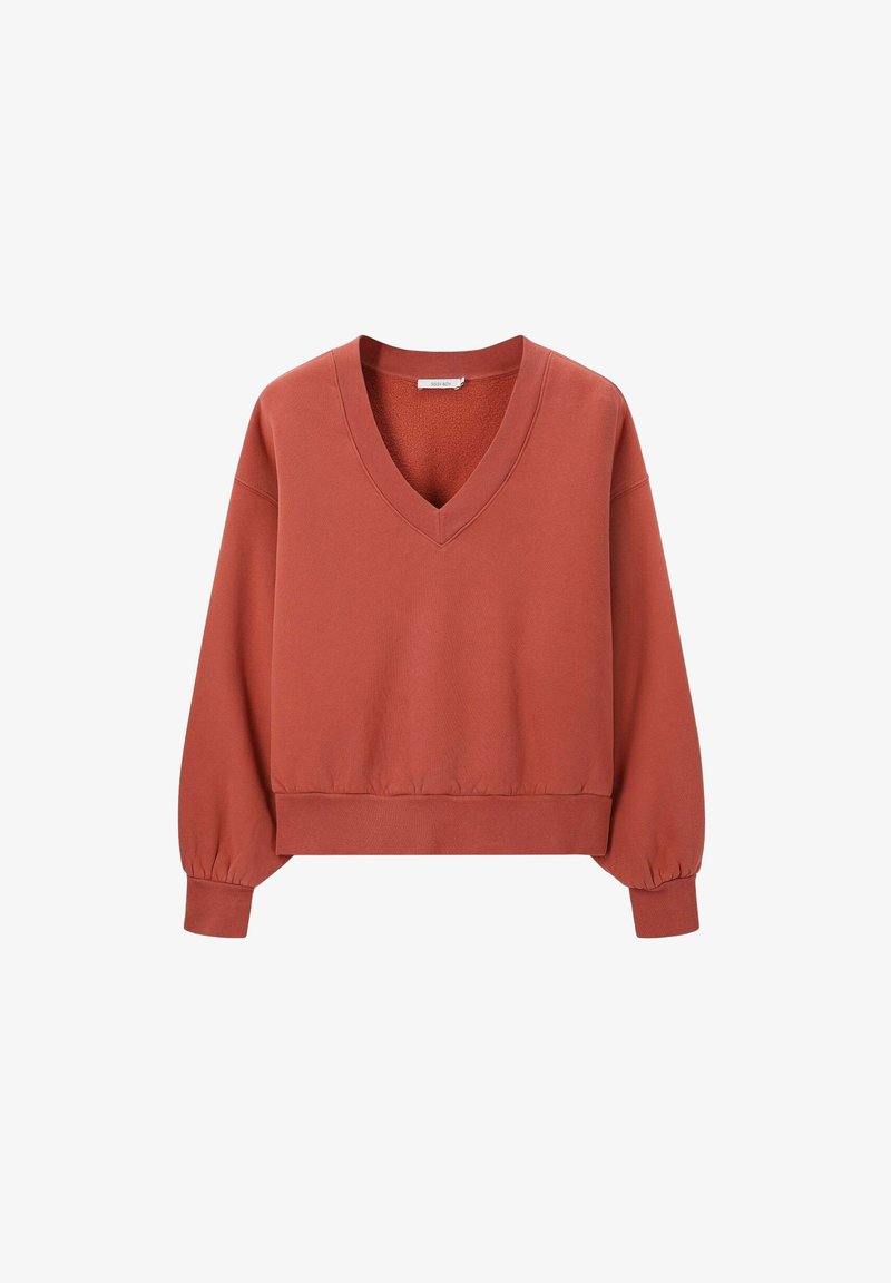 Sweatshirt à manches longues de couleur rouille avec un col en V, des poignets et un ourlet côtelés, présenté sur un fond blanc.