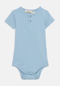 helehelesinine soonikkoes lühikeste varrukatega beebibodi, millel on kaks eesmist nuppu ja all klõpskinnitused.