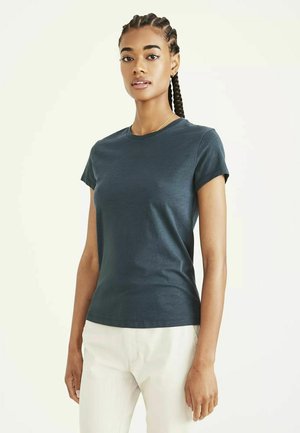 SLIM FIT SHORT SLEEVE FAVORITE - Basic T-shirt - magical forest - green