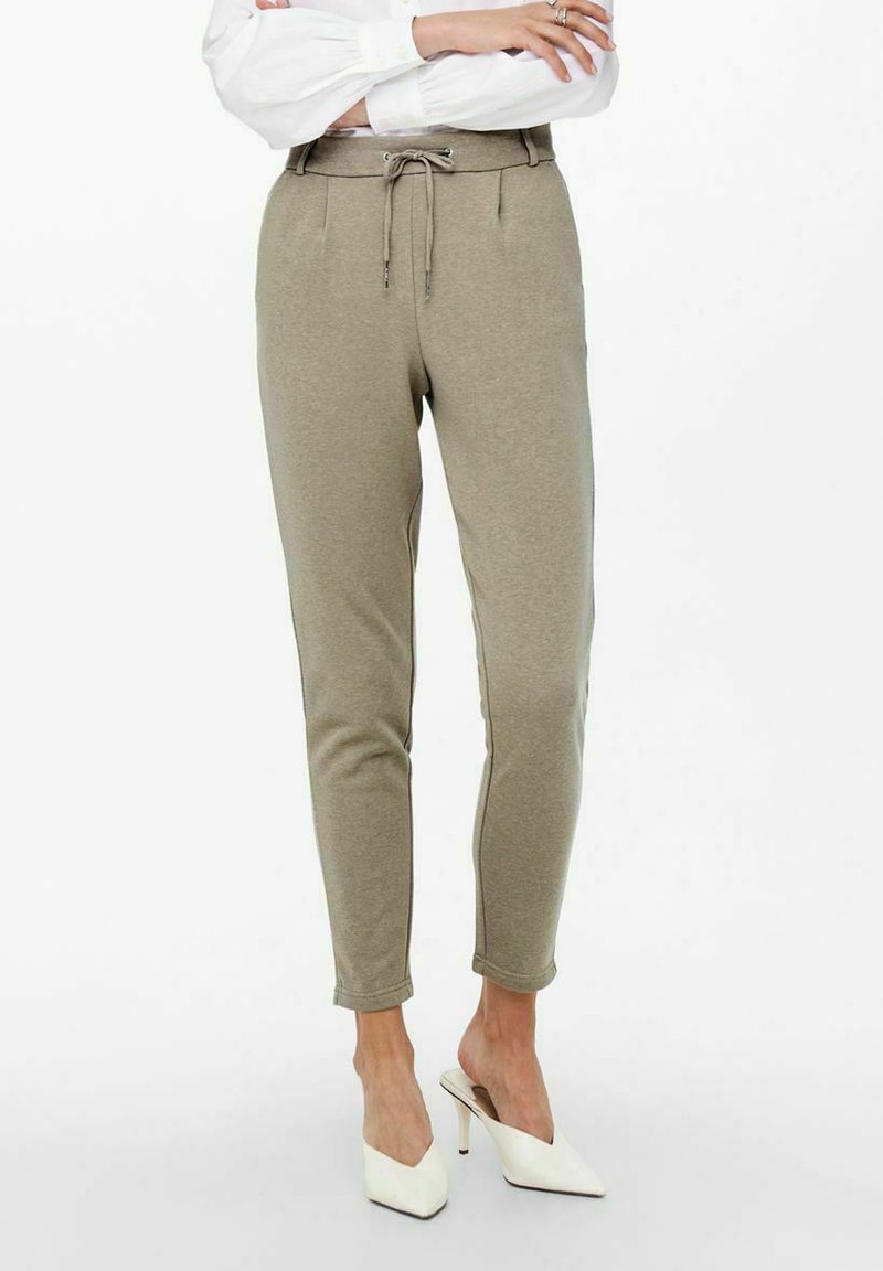 ONLY LOOSE FIT - Pantalones deportivos - walnut