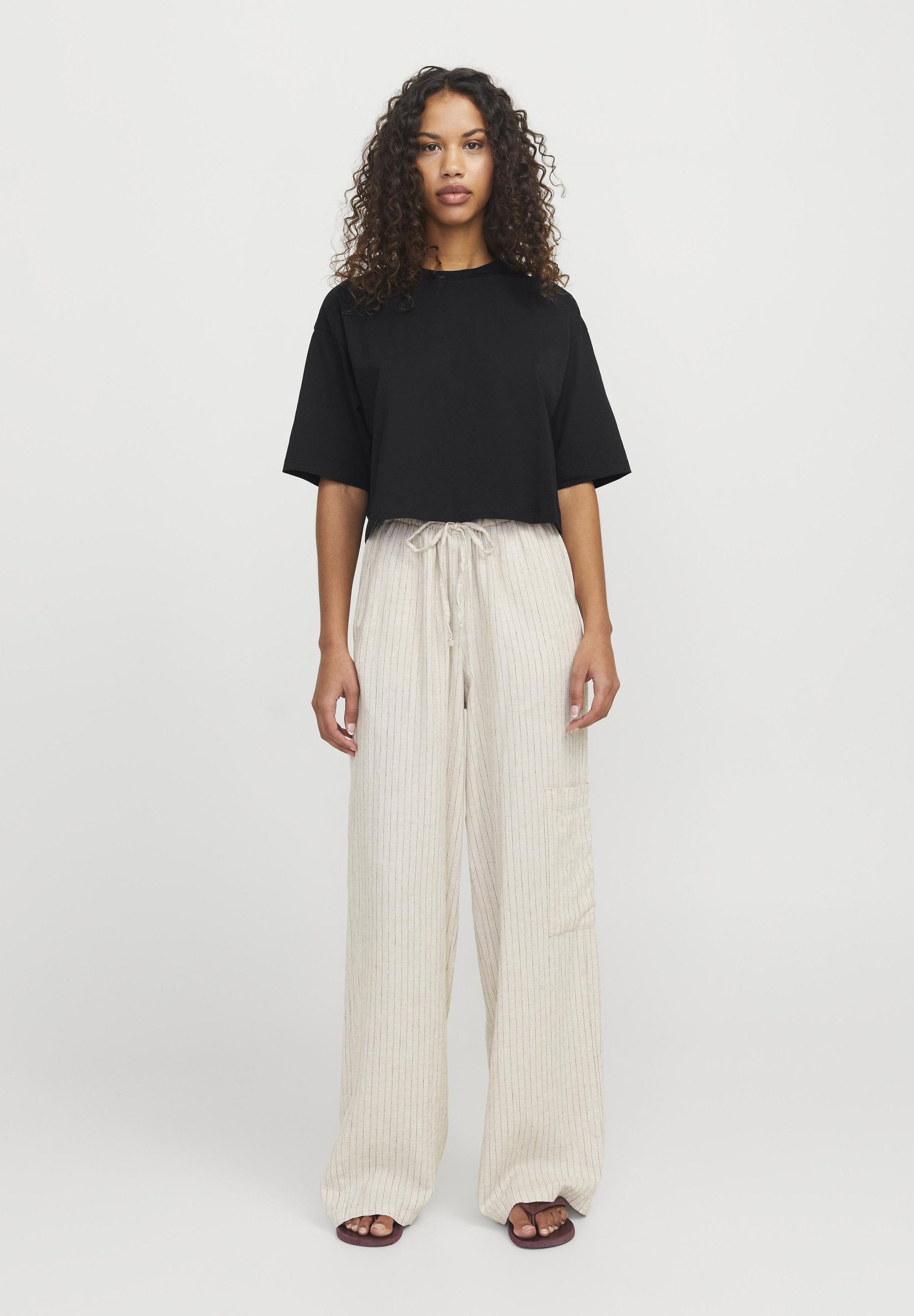 JJXX JXANDREA LOOSE CROPPED TEE - Basic T-shirt - black - Zalando