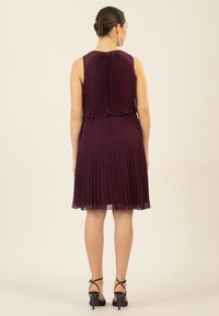 Apart Freizeitkleid - pflaume