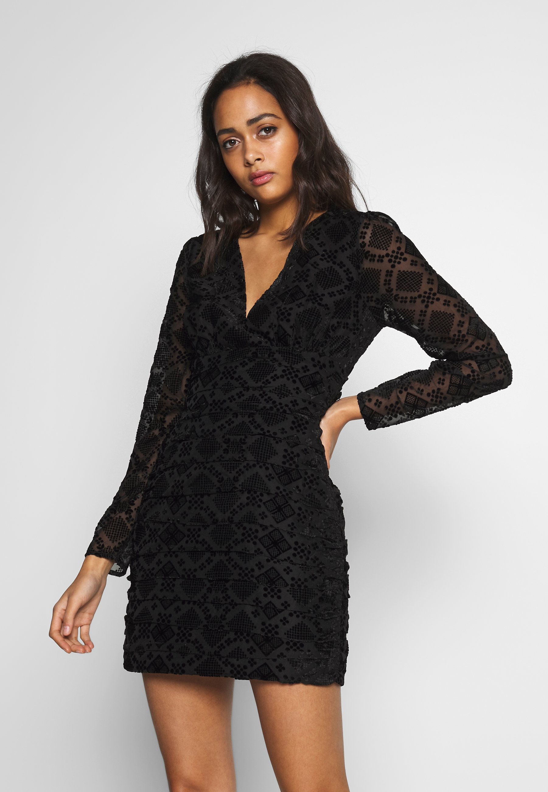 The East Order RAVEN MINI DRESS Cocktailkjole black The East Order ASTRID MINI DRESS - Kjole - pink
