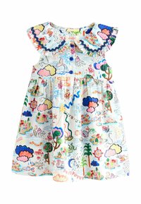 Vestido de algodón colorido con botones en la parte delantera, mangas cortas con volantes y un patrón impreso diverso que incluye nubes, árboles y vida marina.