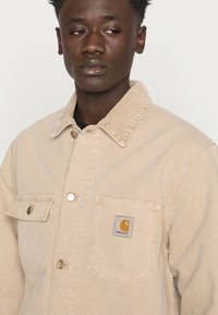 Carhartt WIP MICHIGAN DEARBORN - Tunn jacka - dusty brown