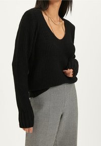 Trendyol Strickpullover - black