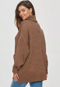 Makadamia - Sweter