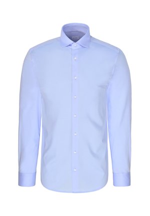 Chemise habillée homme à manches longues bleu clair avec fermeture boutonnée devant et col pointu sur fond blanc.