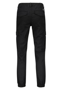 Černé cargo kalhoty s elastickým pasem a manžetami, se spoustou kapes a hladkou, odolnou texturou látky.