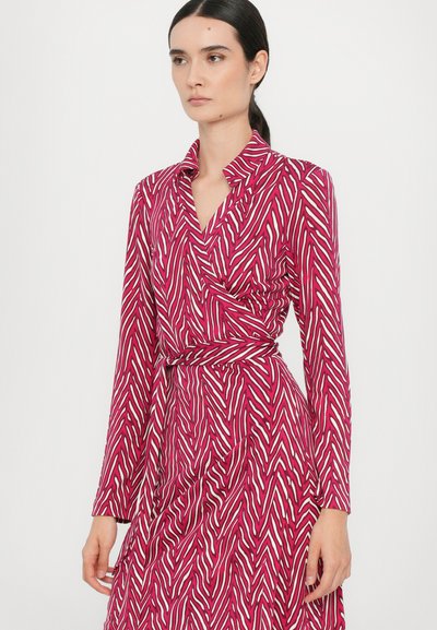 Diane von Furstenberg NEW JEANNE - Vapaa-ajan mekko - dark red/white
