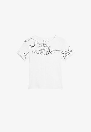 Tricou alb cu mâneci scurte din bumbac, având text scris de mână negru și desene grafice pe partea din față și pe mâneci.