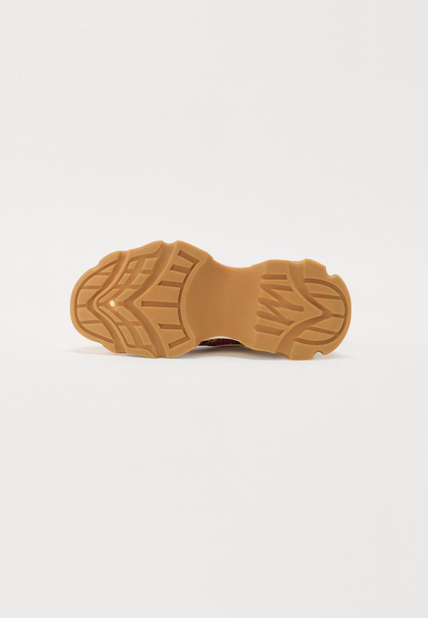 ZOOMZ - Trainers - plum4