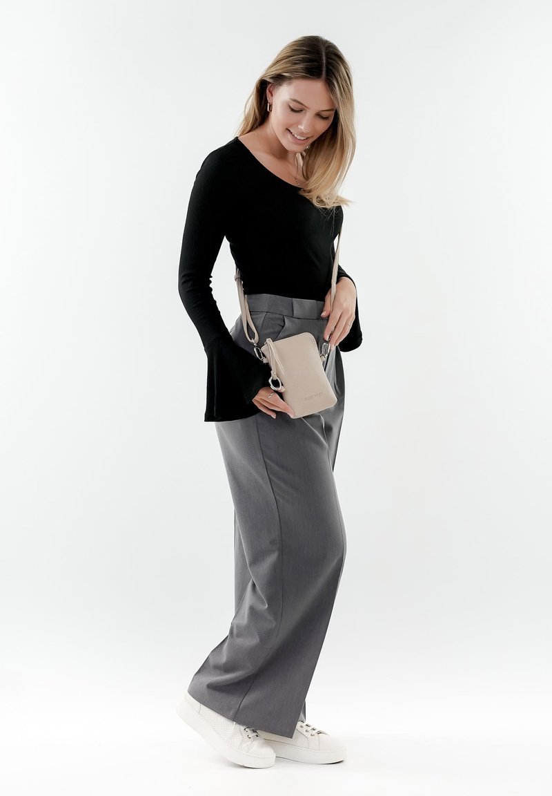 SURI FREY DEBBY - Borsa a tracolla - sand