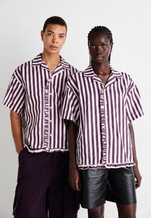 REVERE COLLAR UNISEX - Marškiniai - pink