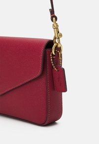 COACH CROSSGRAIN CROSSBODY SET - Mala a tiracolo - b4/enamel red